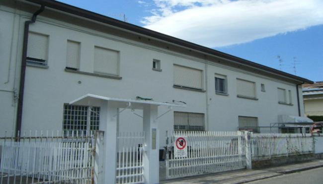 Villa Glori Affitto Camere Monolocali Κάρπι Εξωτερικό φωτογραφία